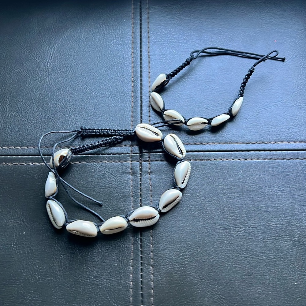 Cowrie Shell Choker Necklace and Matching Bracelet Set Free People Inspired